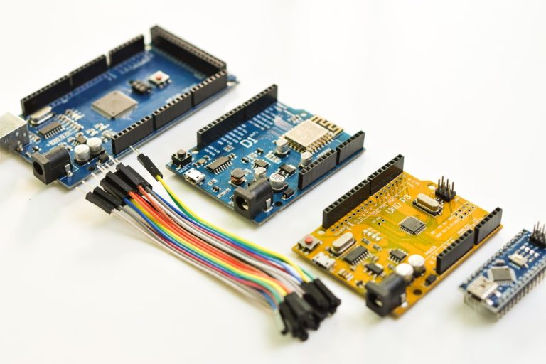 Tech Gadgets Revolutionizing Everyday